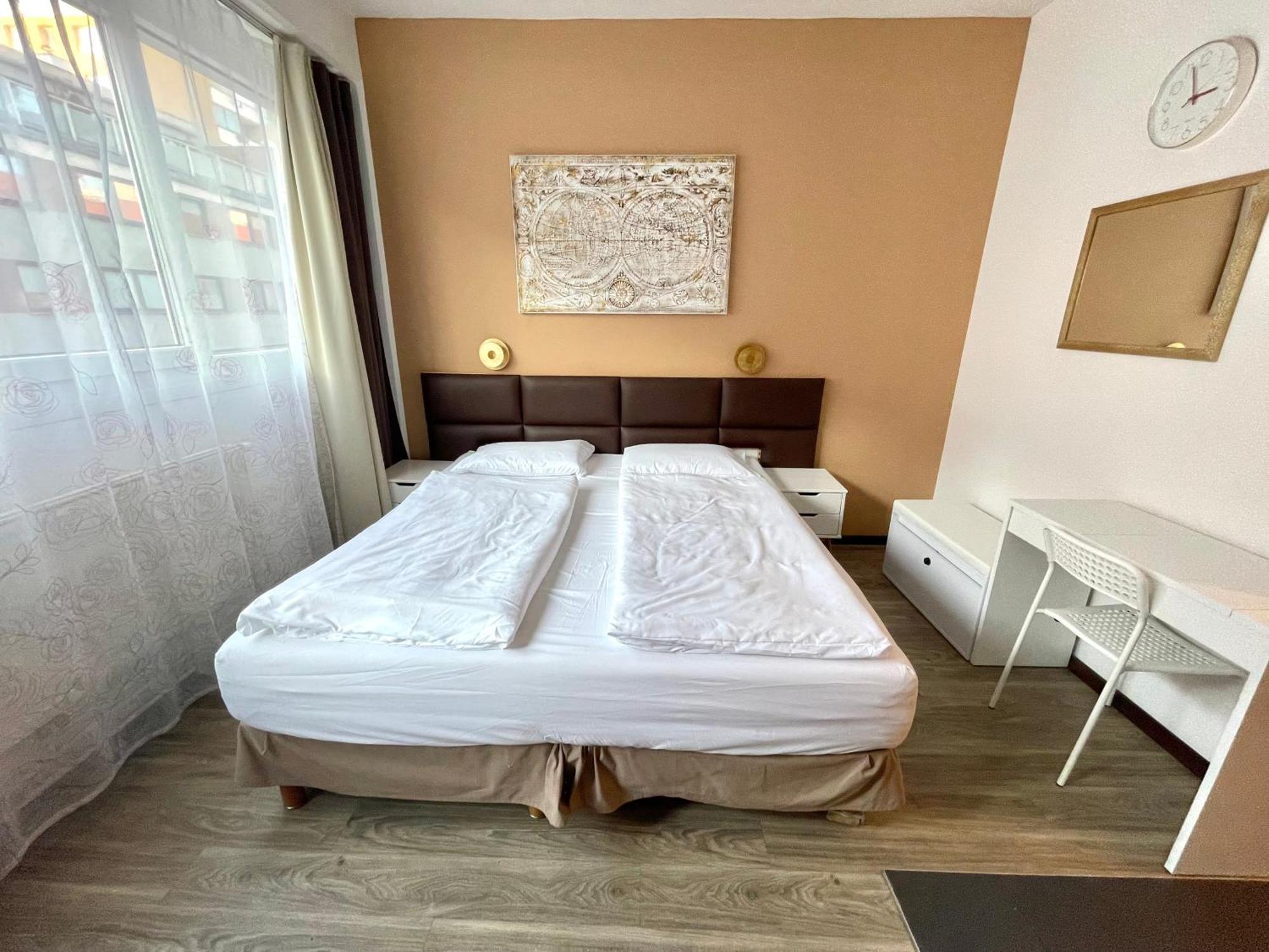 Stylish Near Center Apartment Vienna
